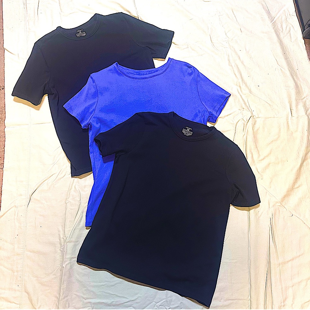 Bundle of 3 Solid Medium Tees